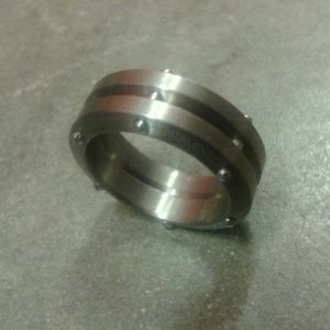 Ladies stainless steel ring size 5